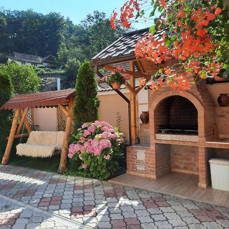 Casa Dacica Hotell Rîşnov Eksteriør bilde