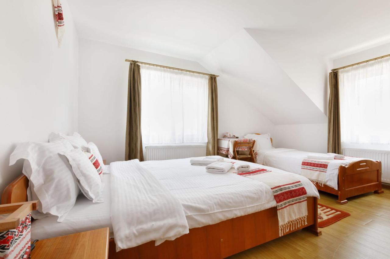 Casa Dacica Hotell Rîşnov Eksteriør bilde